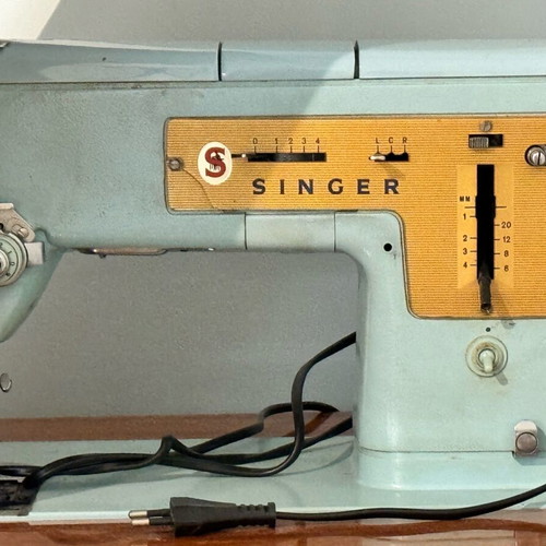 Singer sewing machine used vintage