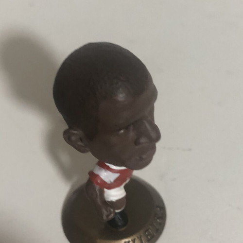 Corinthian Microstars Vieira Arsenal Gold Base 2003 MC1696 UK Series 7 used