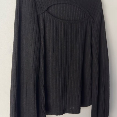 Shein black blouse with turtleneck and cut-out, like new, size M