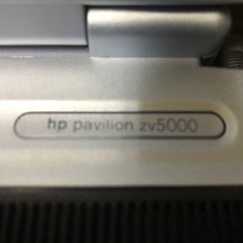 Retro laptop p4 used with 40GB disk, ready for XP format