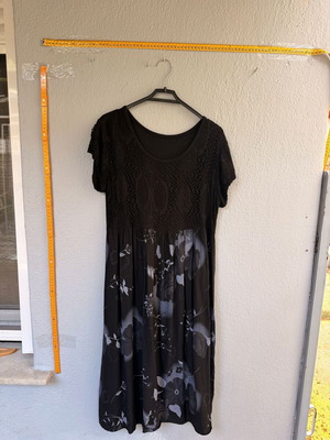 Vintage Style Black Midi Dress with Lace and Floral Design like new