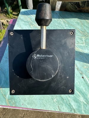 Αυτόματος πιλότος Simrad Robertson AS S9 σαν καινούργιος