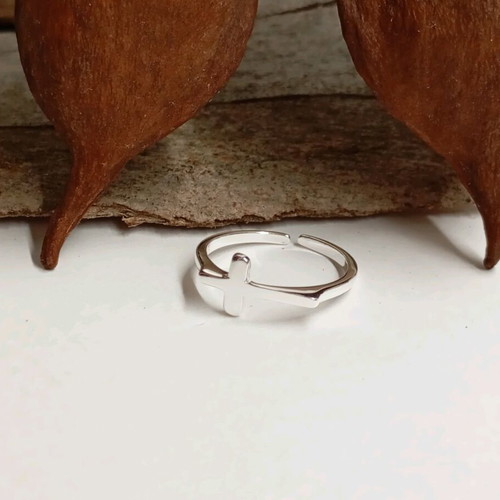 Silver ring with cross new 925 sterling silver adjustable