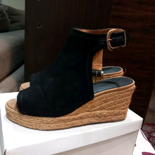River Island Peep Toe black platform sandals used, size 41.5