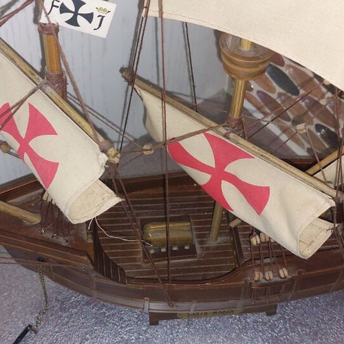 Decorative wooden ship like new, 41 cm height, 43 cm width