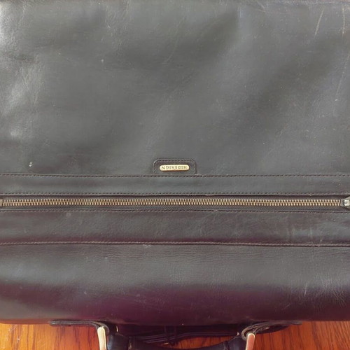 Vintage leather briefcase with lock and key used, black