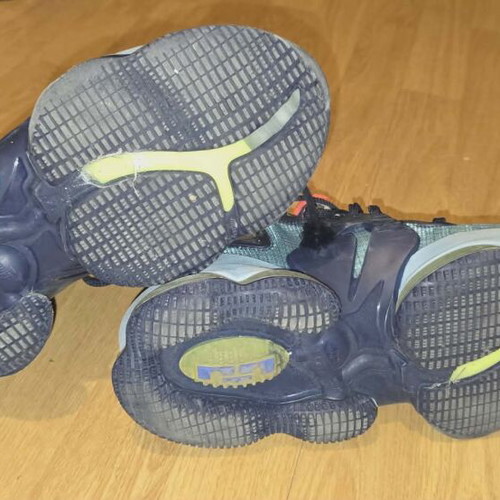 Nike LeBron 19 Fast Food basketball shoes like new, Dutch Blue