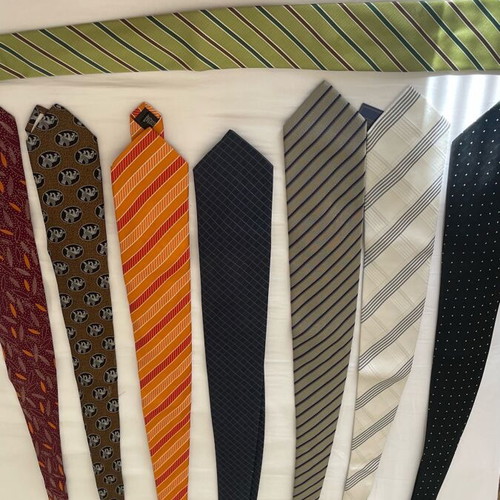 Branded men's ties like new, rich collection