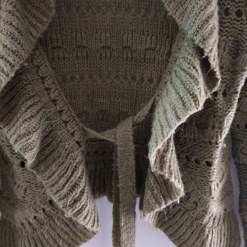 Women's wool cardigan like new, small/extra small
