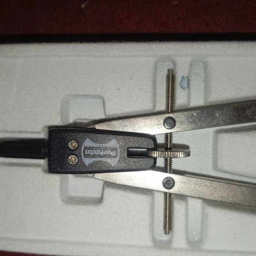 Divider in case used