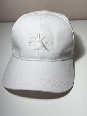 Calvin Klein hat new, one size unisex, white