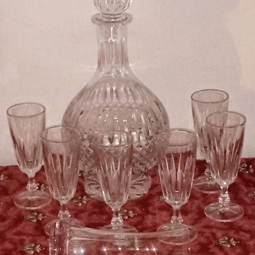 Crystal set for vintage 60s liqueur