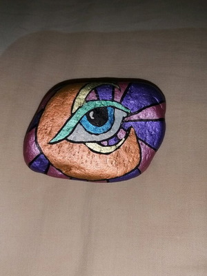 Decorative stone with metallic shades made to order