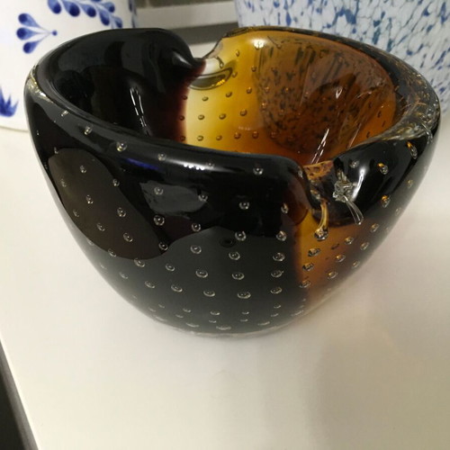 Murano glass art bowl honey colored like new