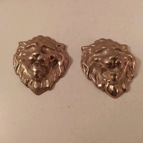 Bronze lion heads set of two like new