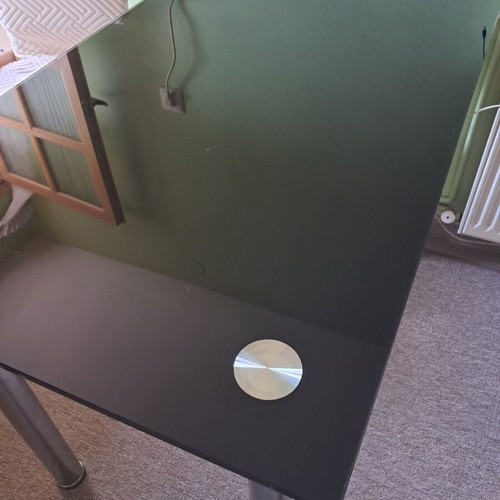 Glass table used