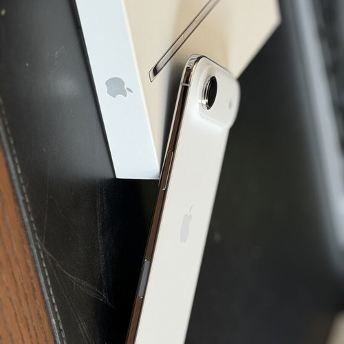 Apple iPhone Air 256GB Cloud White