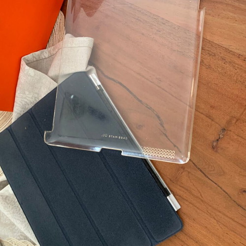 Ipad 32GB with adapter used