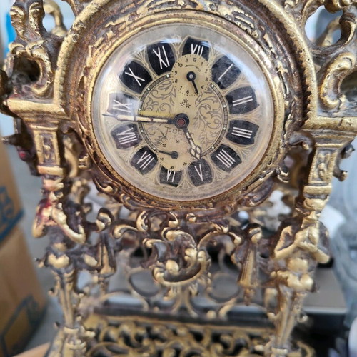 Antique clock like new tabletop analog