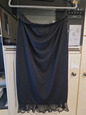 Silk skirt Mat Fashion black plus size like new