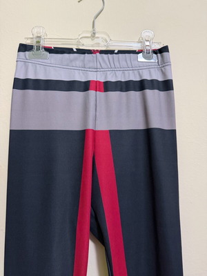 Deppy Joo Sports Leggings size Small like new, multicolor