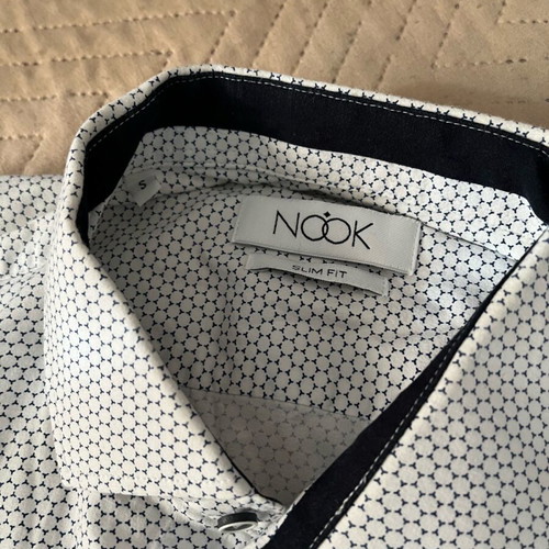 Men's shirt size small white like new