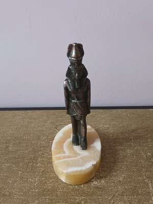 Bronze Egyptian decoration like new on marble base