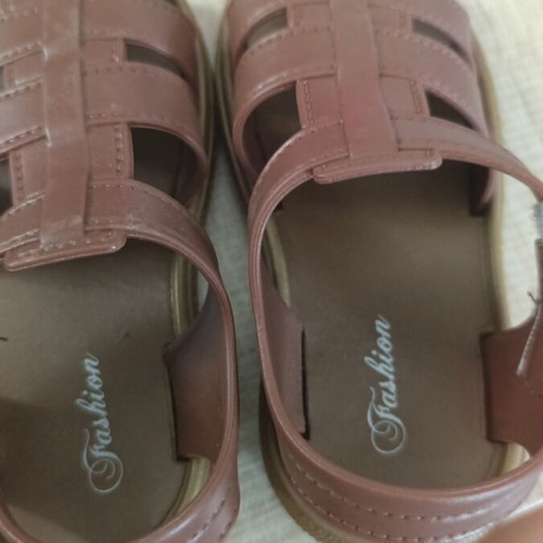 Plastic sandals size 26 new, brown