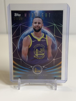 Stephen Curry Topps Midnight Basketball Card like new, limited 25
