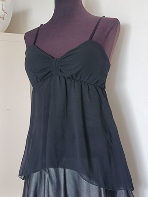 Viscose top size S new, black