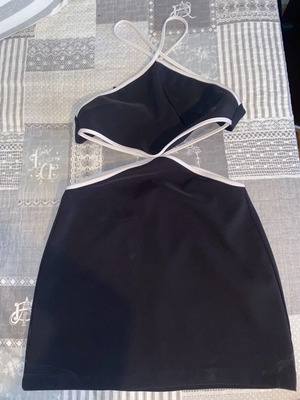 Zara mini black backless dress small new