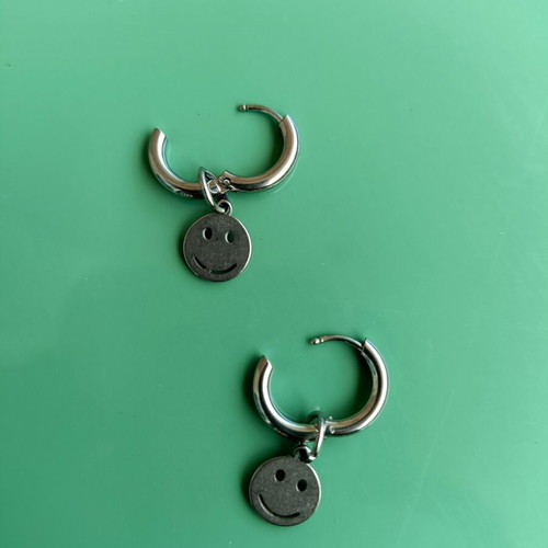 Emoji earrings new, stainless steel, gray