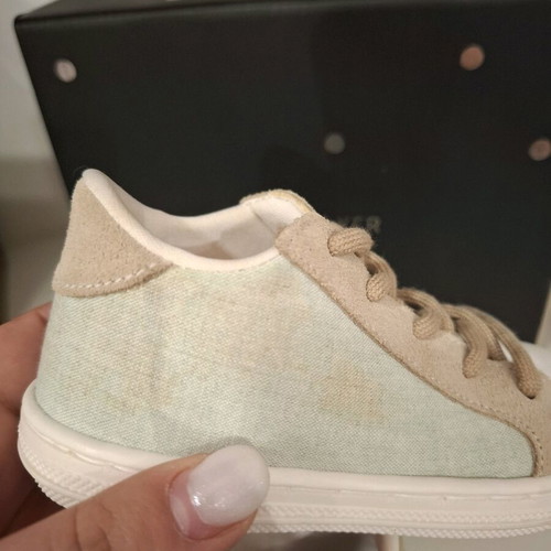 Babywalker sneakers shoes size 22 used