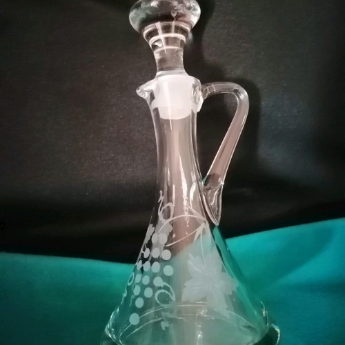 Crystal decanter
