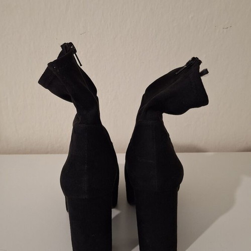 H&M black ankle boots like new, size 39, high heel and platform