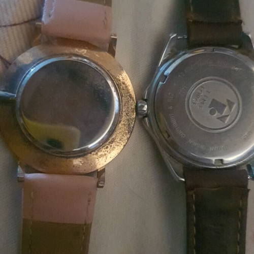 Wristwatches with leather straps, brown and pink, unisex