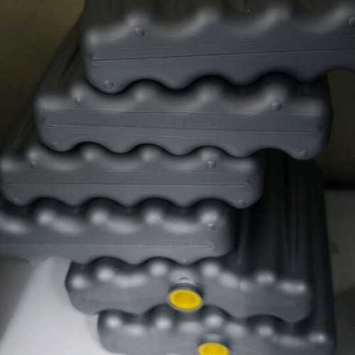 Ice packs in three sizes, 10 pieces, like new