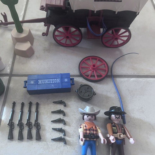 Playmobil 5248 Western supply wagon ambush set