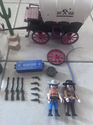 Playmobil 5248 Western supply wagon ambush set