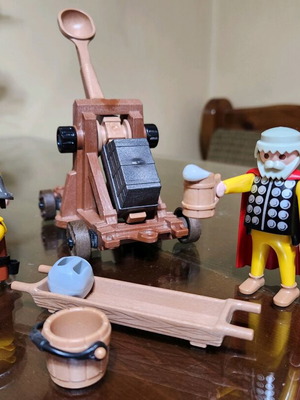 Playmobil 3653 Lion Knights with Catapult used