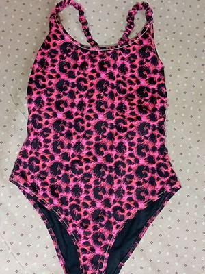 Reina Olga one-piece swimsuit size M like new, leopard print