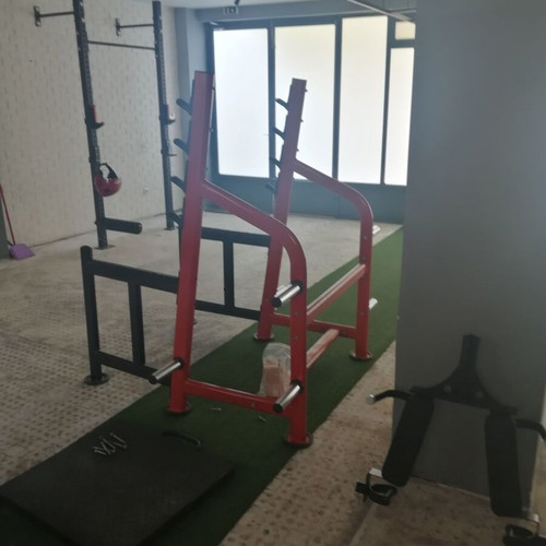 Squat Rack X-Fit 44 like new for multiple exercises and weight storage