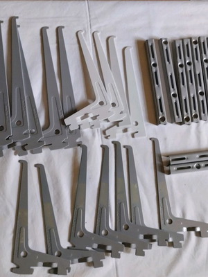 Shelf support brackets and supports new, set of 28 pieces