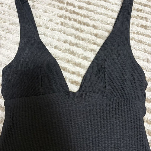Black swimsuit H&M like new, size S-M, elastic fabric