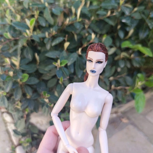 Lovetones Roxy OOAK doll on Luly body like new