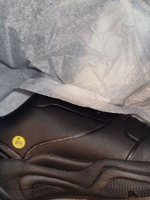 Safety Jogger anti-slip shoes new, sizes 35, 38, 41, black