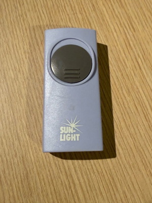 Pocket flashlight like new, small and practical