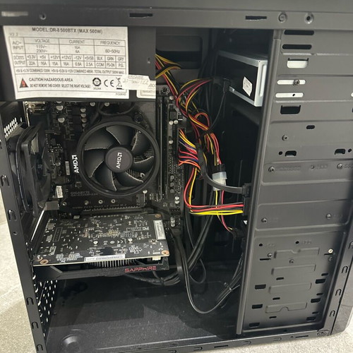 Gaming Pc σαν καινούργιο με οθόνη LG 27", πληκτρολόγιο και αξεσουάρ Razer