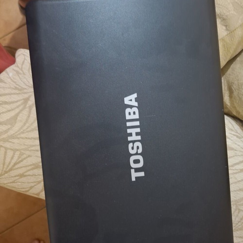 Toshiba laptop, needs service, screen not working