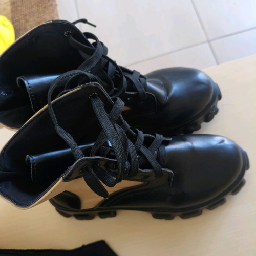 Lightweight two-tone boots used, size 38